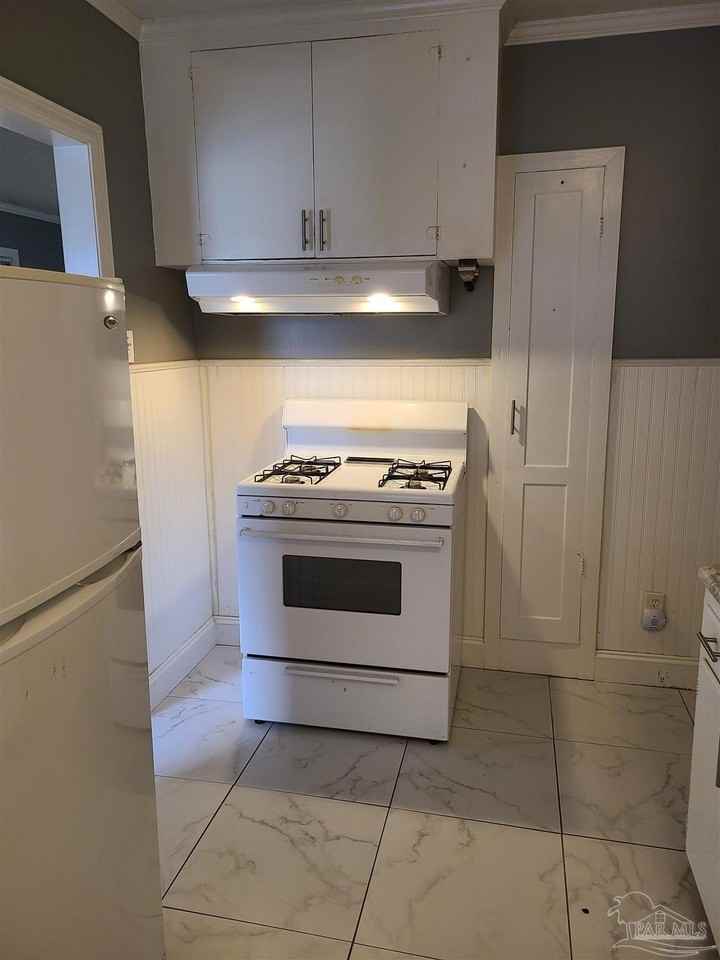 1821 W Gregory St - Photo 6 of 14