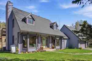 featured image of 2635 Little Kate Rd