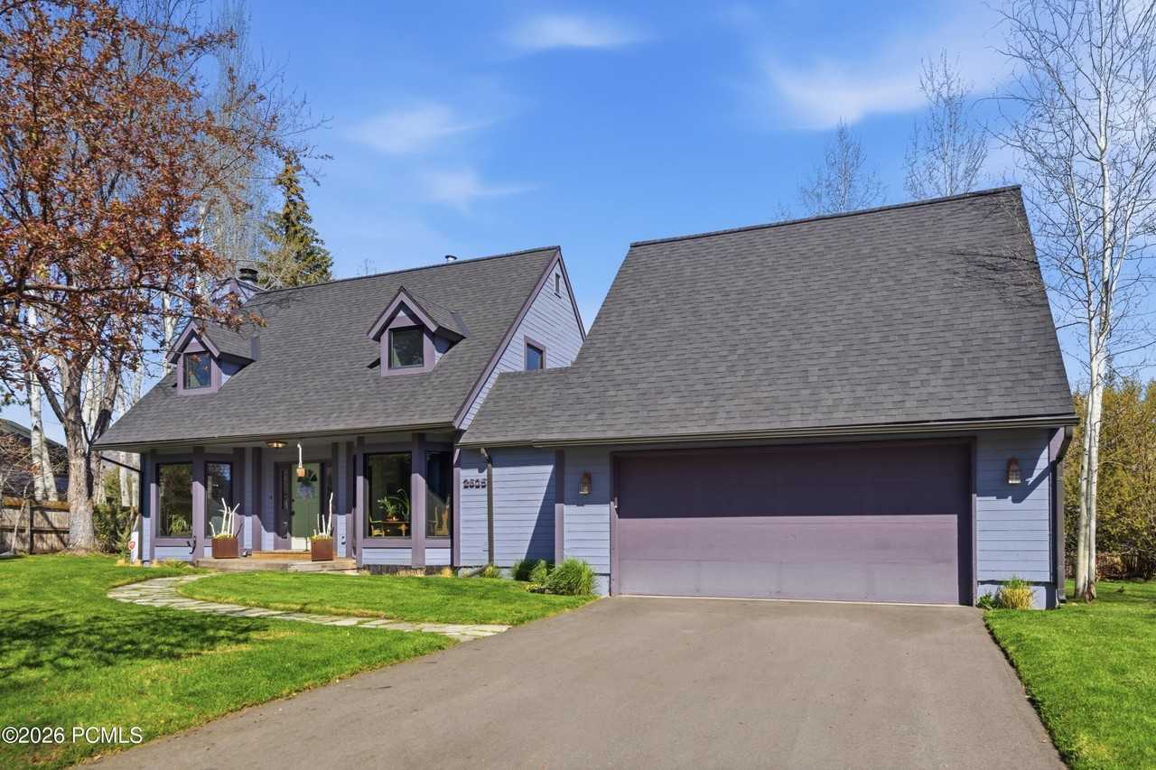 2635 Little Kate Rd - Photo 3 of 39