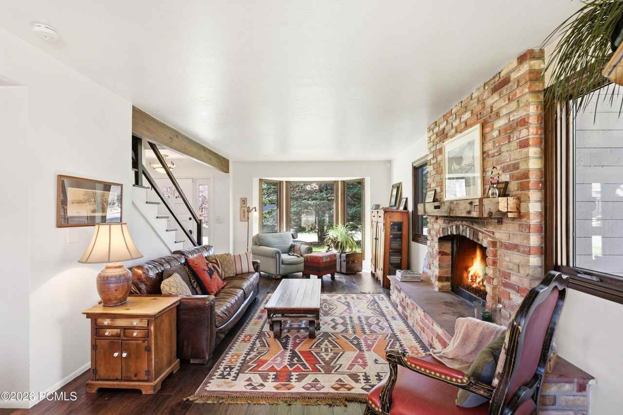 2635 Little Kate Rd - Photo 7 of 39