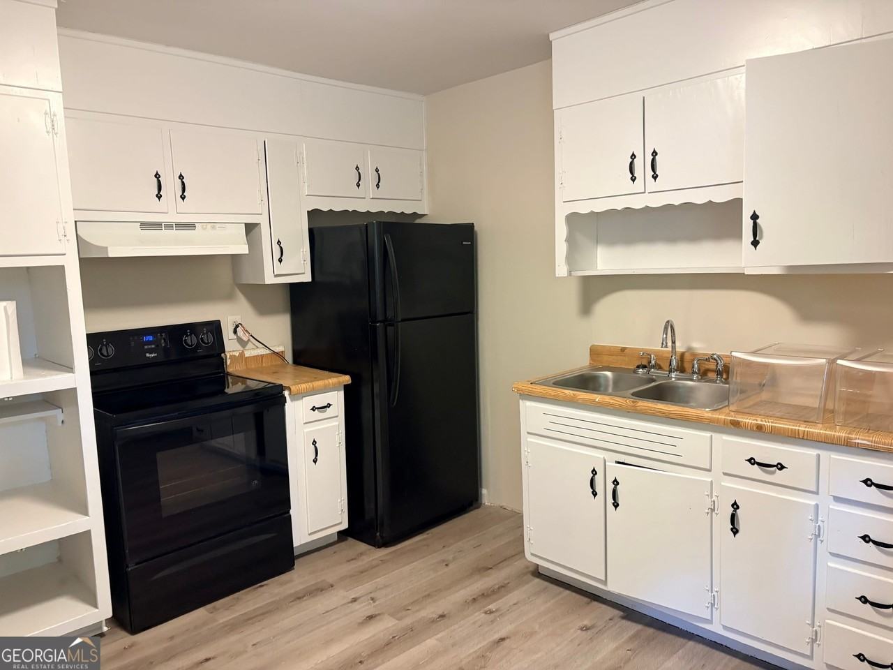 407A Fayetteville Rd - Photo 3 of 10