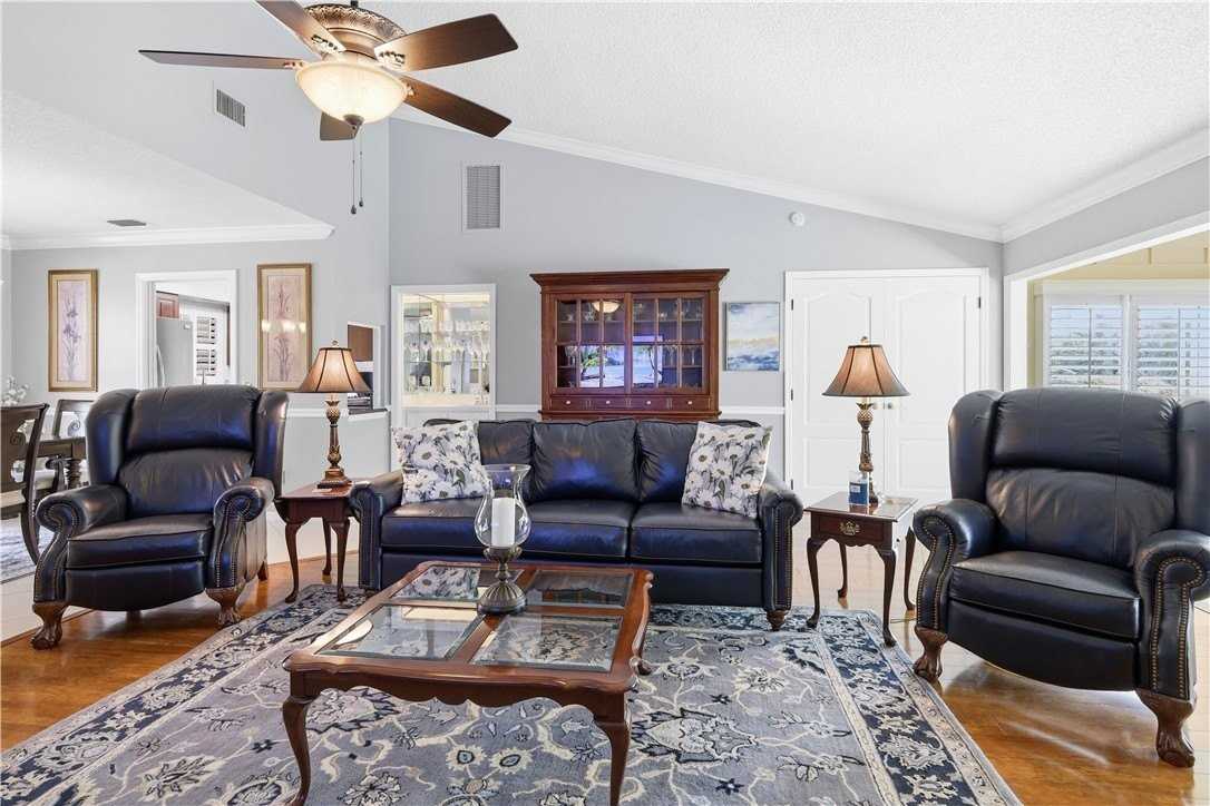 106 Prestwick Cir - Photo 7 of 30