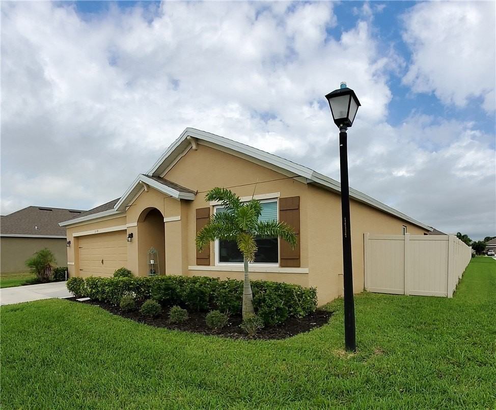 2199 Harwick Cir Sw - Photo 3 of 22