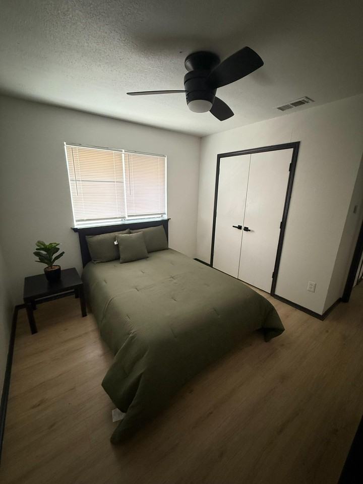 Meadowside Dr - Photo 4 of 5