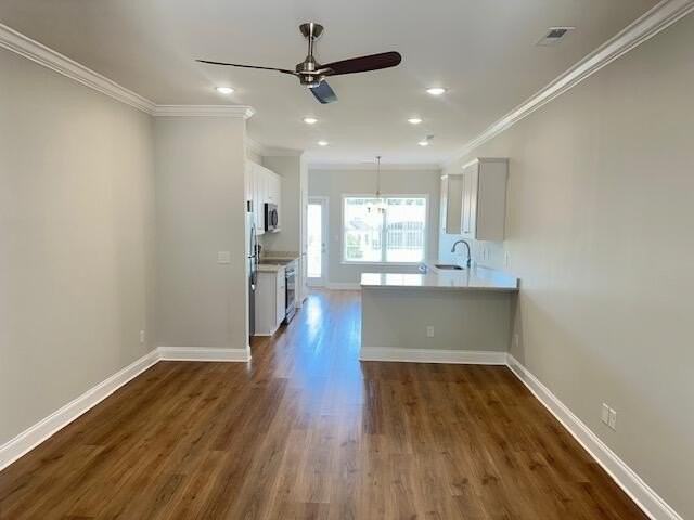 403 Bellingham Dr Ne - Photo 3 of 16