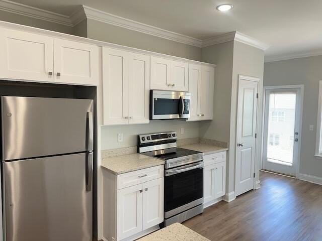 403 Bellingham Dr Ne - Photo 6 of 16