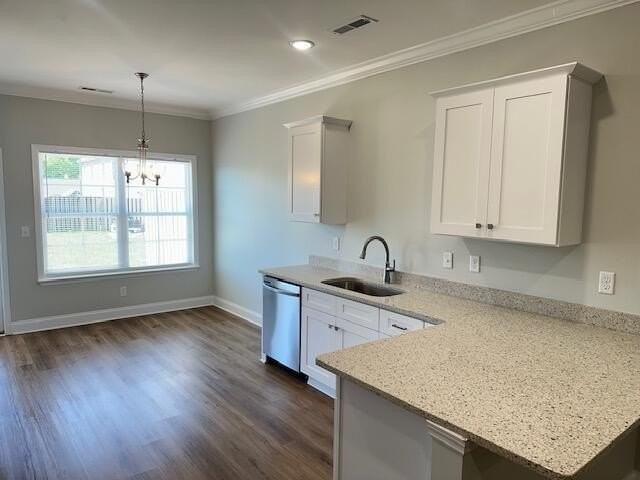 403 Bellingham Dr Ne - Photo 7 of 16