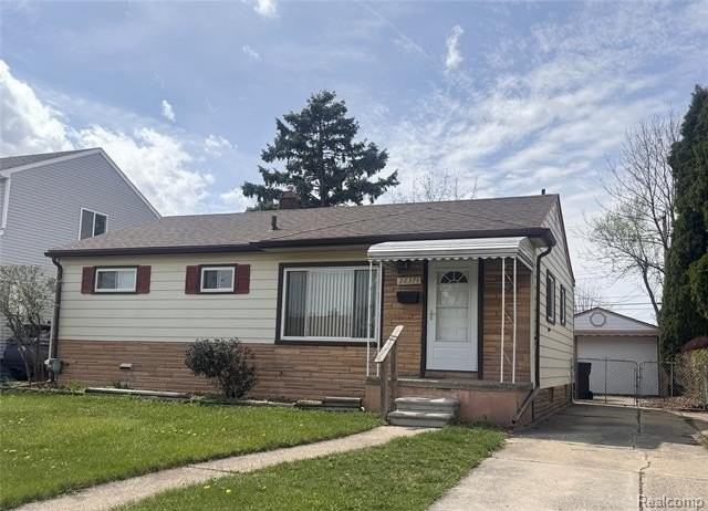 26371 Compson St - Photo 2 of 19