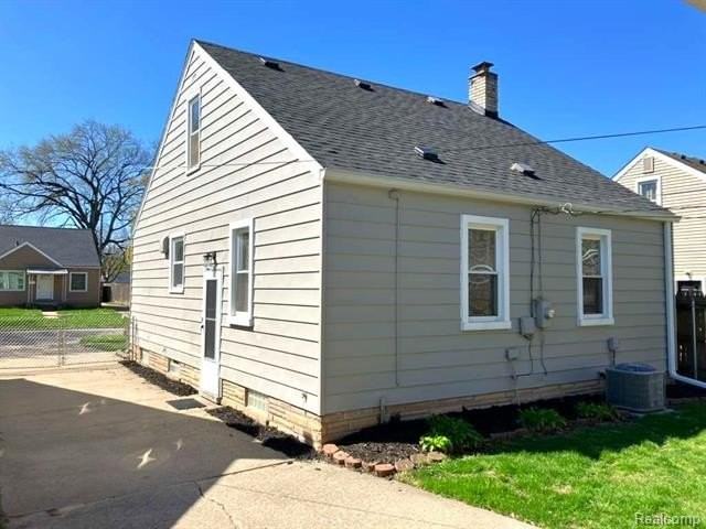 1517 E Chesterfield St - Photo 4 of 27