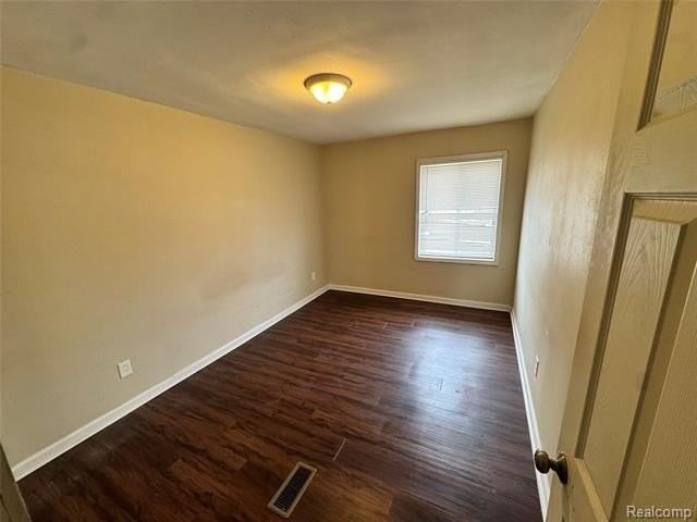 3785 12th St - Photo 4 of 8