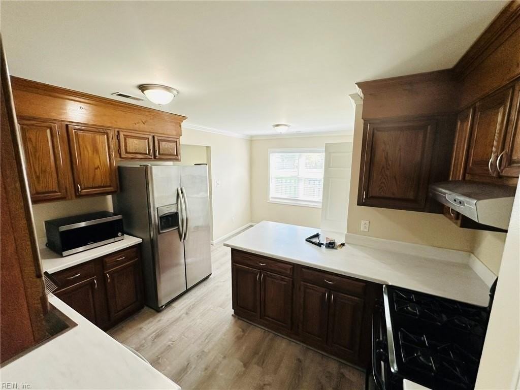 1605 Kepler Bnd - Photo 4 of 23