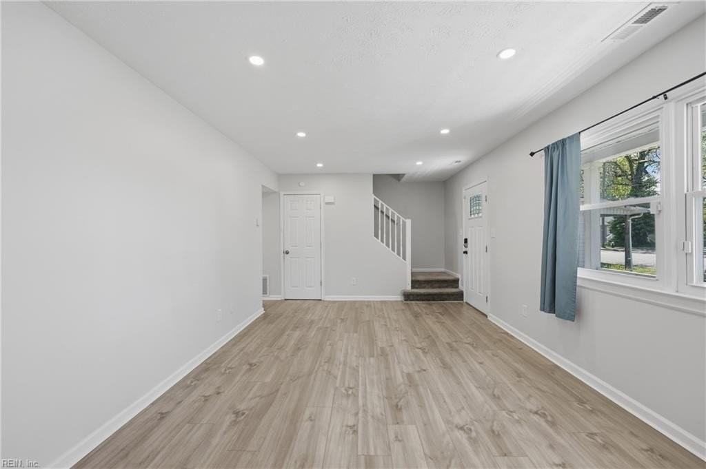 708 Westwood Ave - Photo 7 of 27