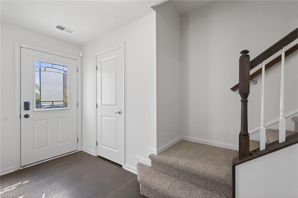 362 Spring Hill Pl - Photo 3 of 48