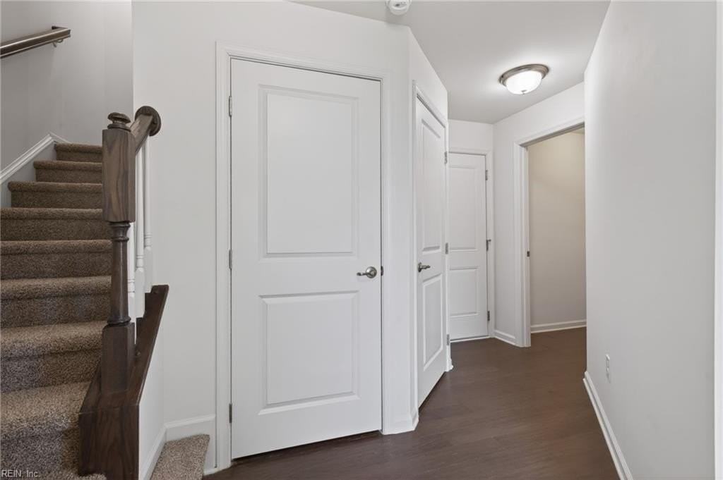 362 Spring Hill Pl - Photo 4 of 48