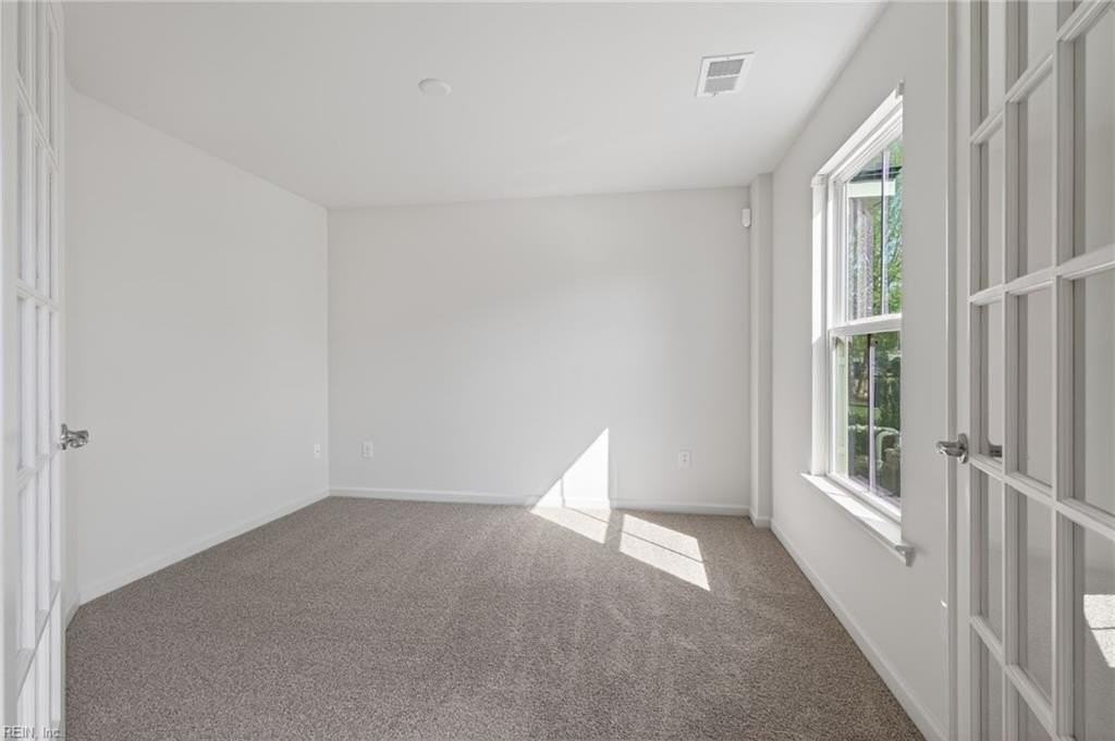 362 Spring Hill Pl - Photo 5 of 48