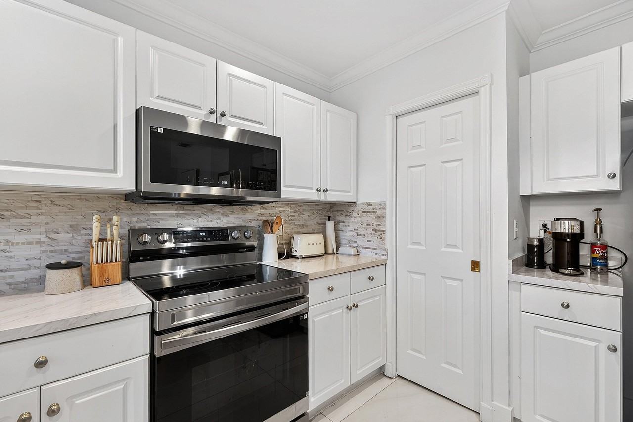 10123 N Military Trl - Photo 6 of 29