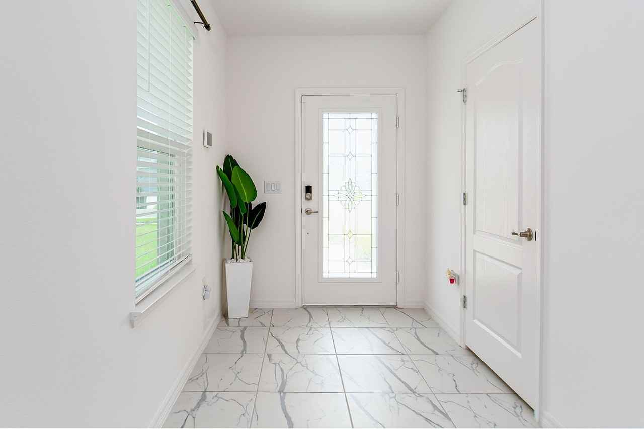 10858 Sw Vasari Way - Photo 4 of 26