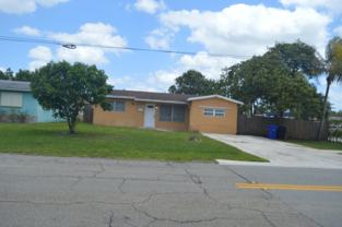 896 Sw 64th Ter - Photo 1 of 1