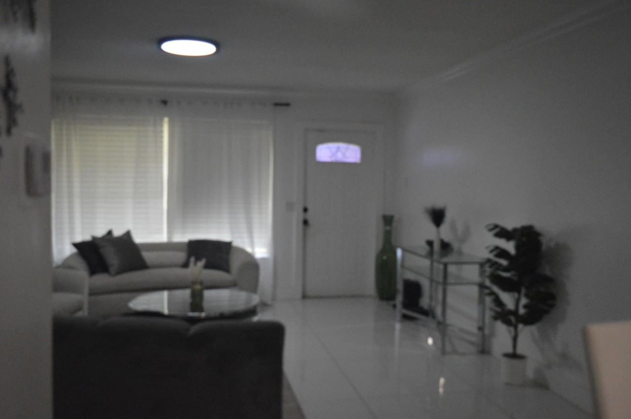 896 Sw 64th Ter - Photo 7 of 42