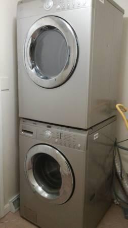 11-99 Moreland Ave - Photo 3 of 8