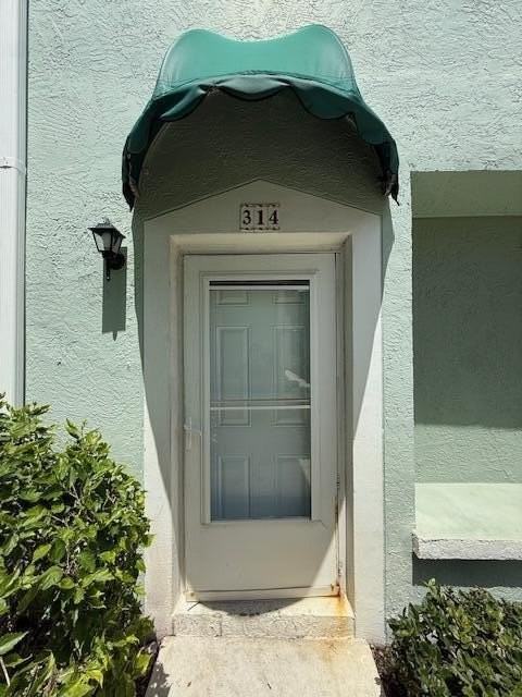 314 Waterside Dr - Photo 2 of 8