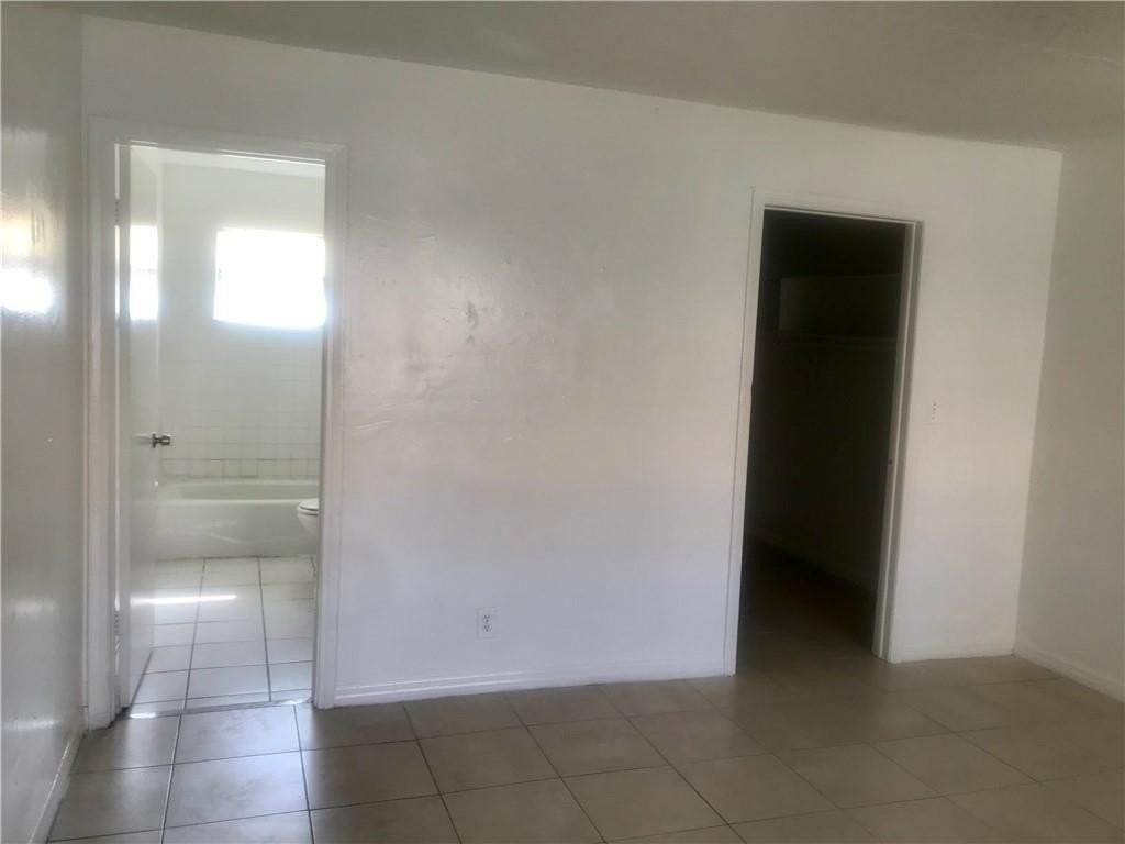 1038 Nw 8th Ave - Photo 7 of 14