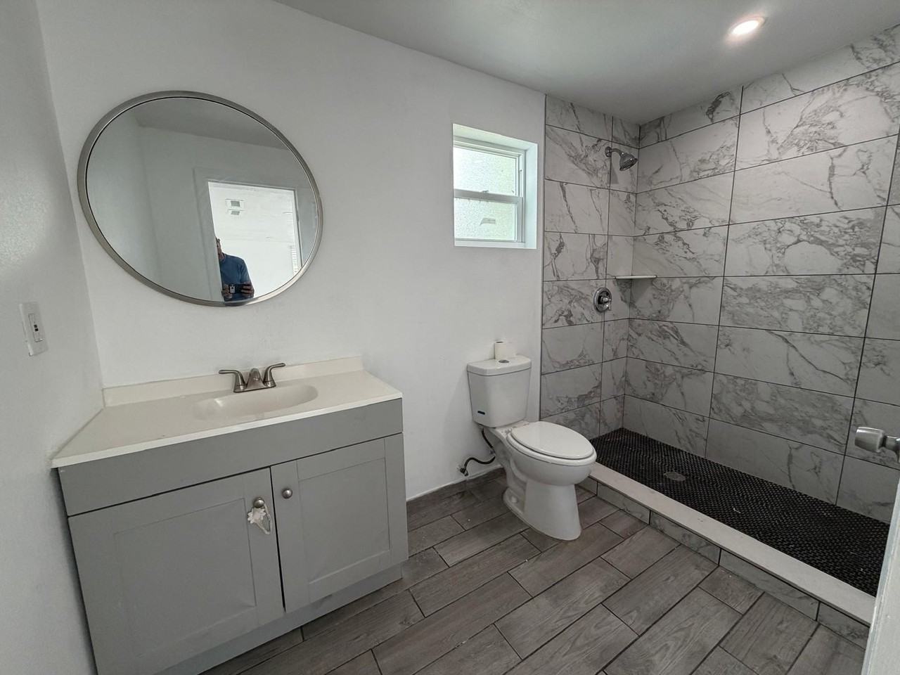 294 Sw 1st St - Photo 7 of 18