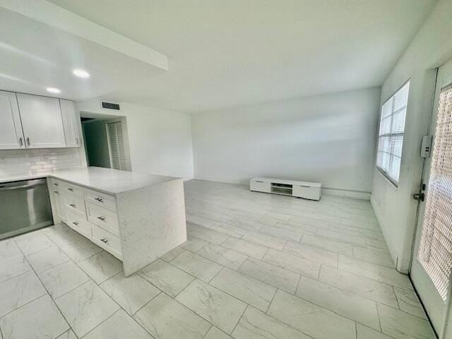 2003 Lincoln A - Photo 5 of 24