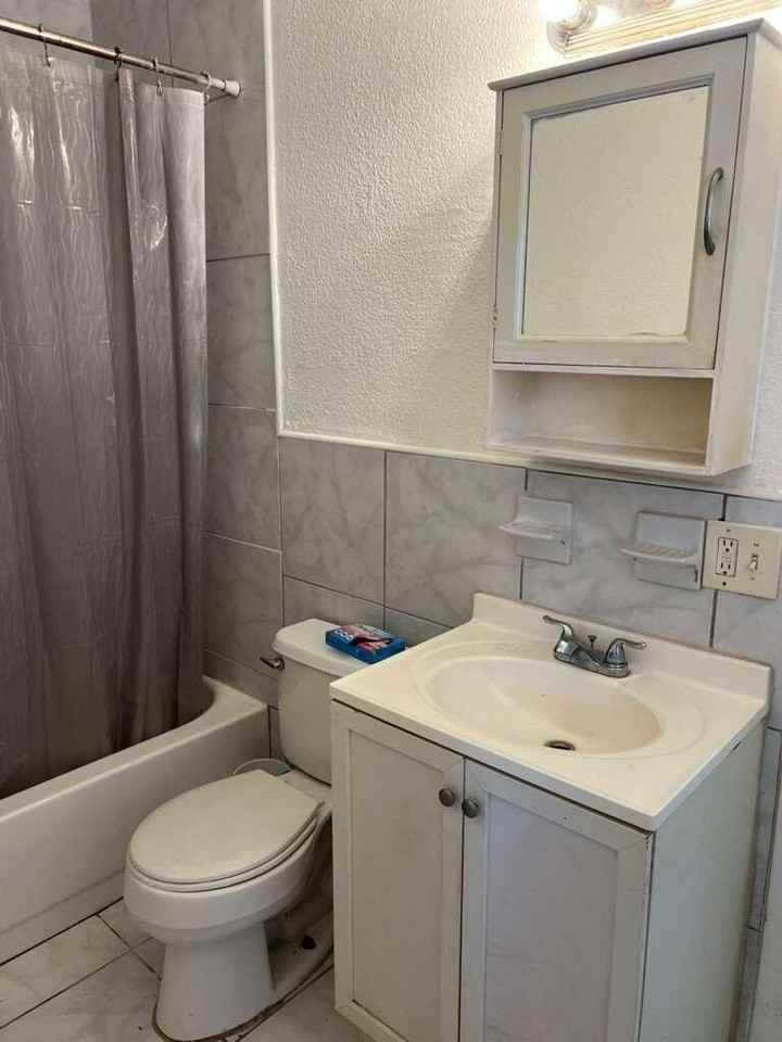 700 Nw 3rd Ave #1-8 - Photo 4 of 8