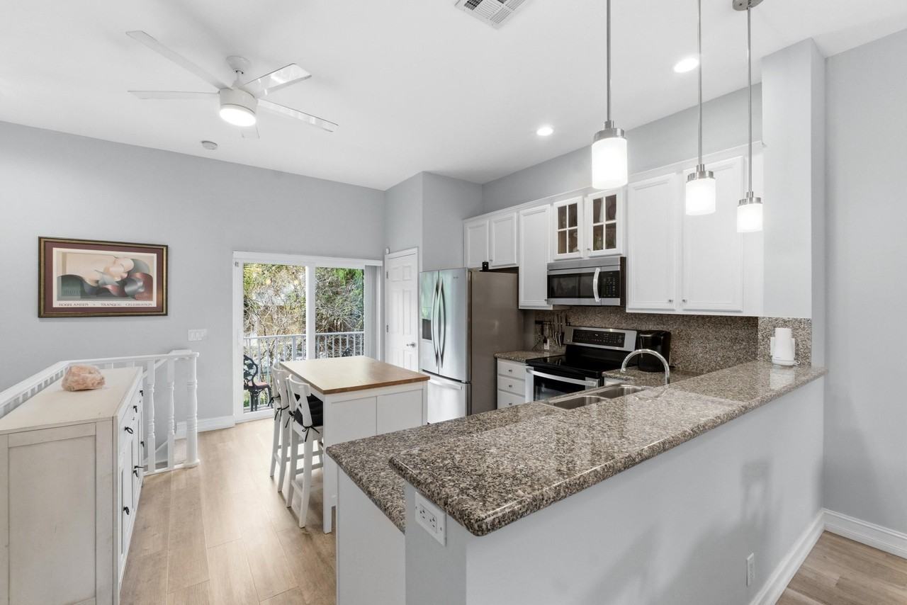 2445 Ne 14th Street Cswy #5-509 - Photo 4 of 28