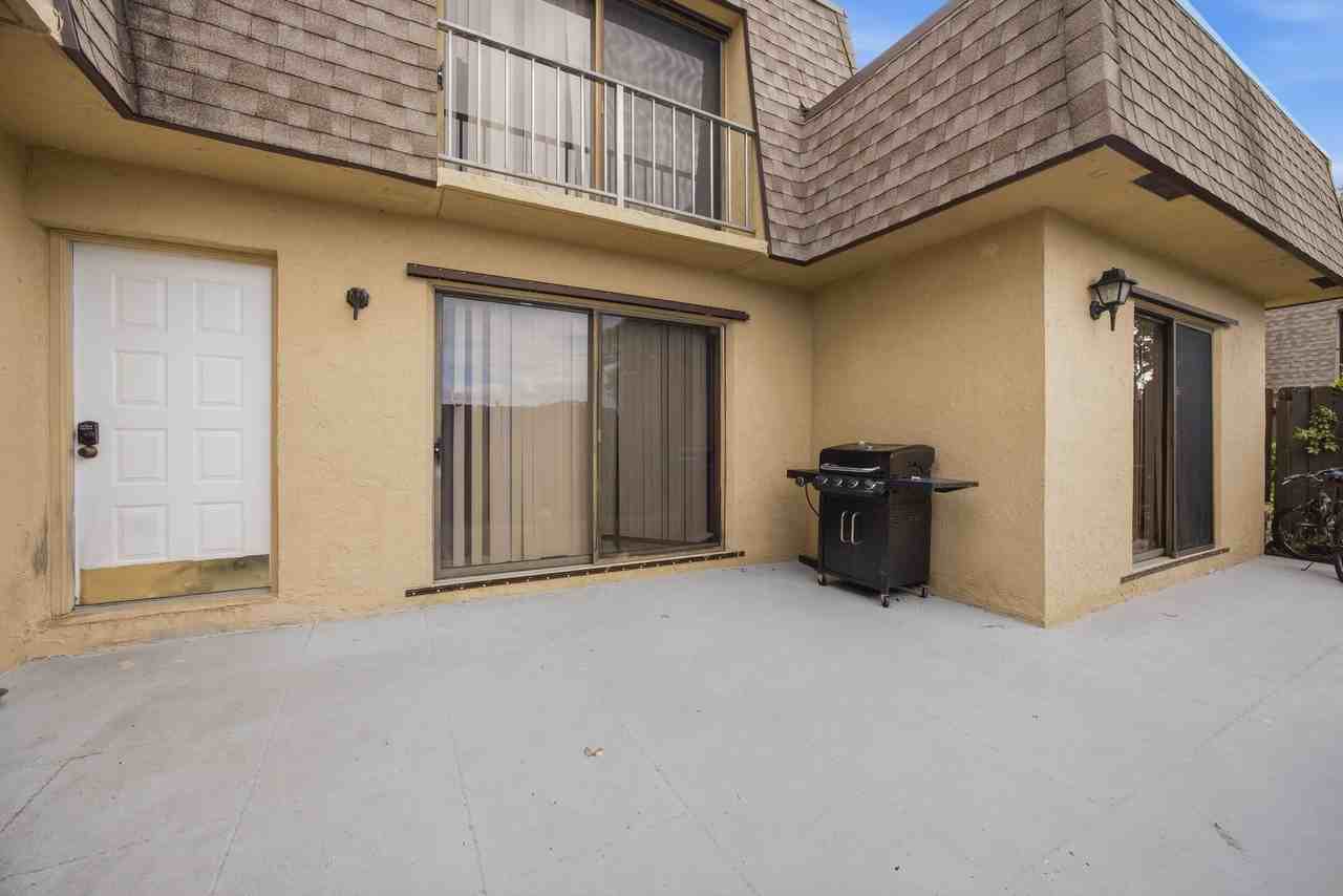 4102 Waterview Cir - Photo 4 of 21