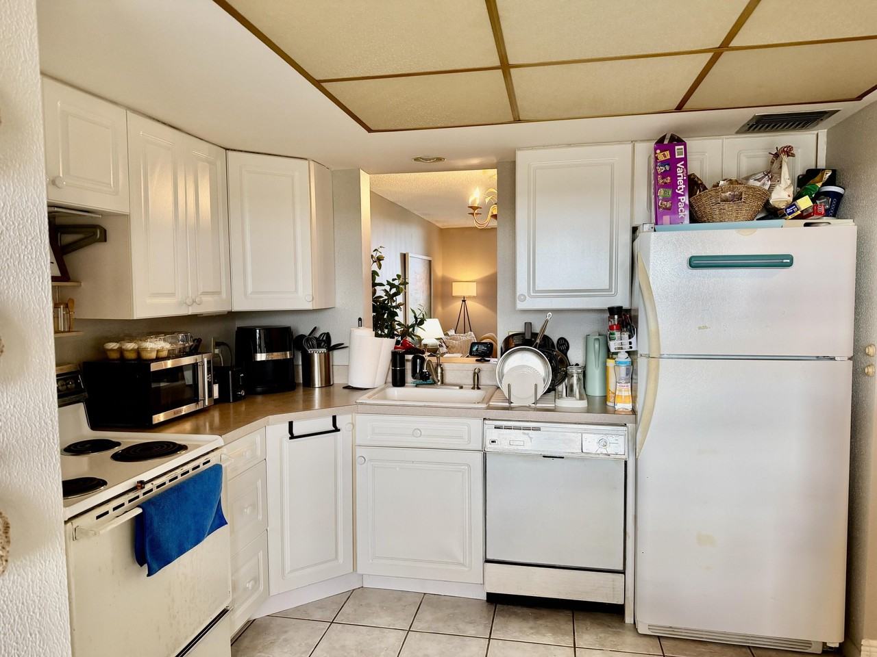 14671 Bonaire Blvd #604 - Photo 7 of 32