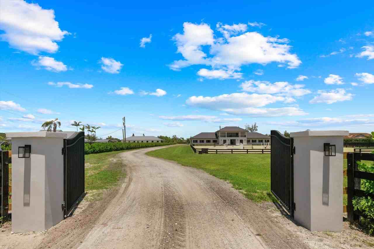 16175 Deer Path Ln - Photo 2 of 50