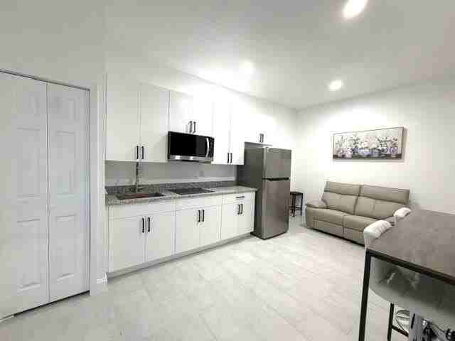 3418 Sw Englewood St #3418 - Photo 3 of 32