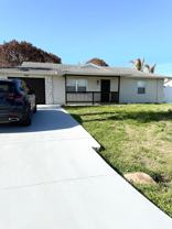 699 Nw Riverside Dr - Photo 1 of 1