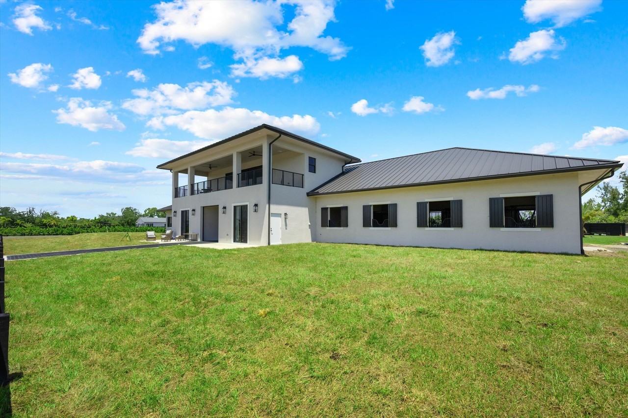 16175 Deer Path Ln - Photo 4 of 50