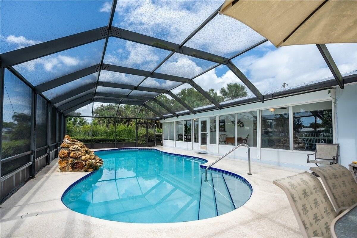 2066 5th Ct Se - Photo 2 of 50