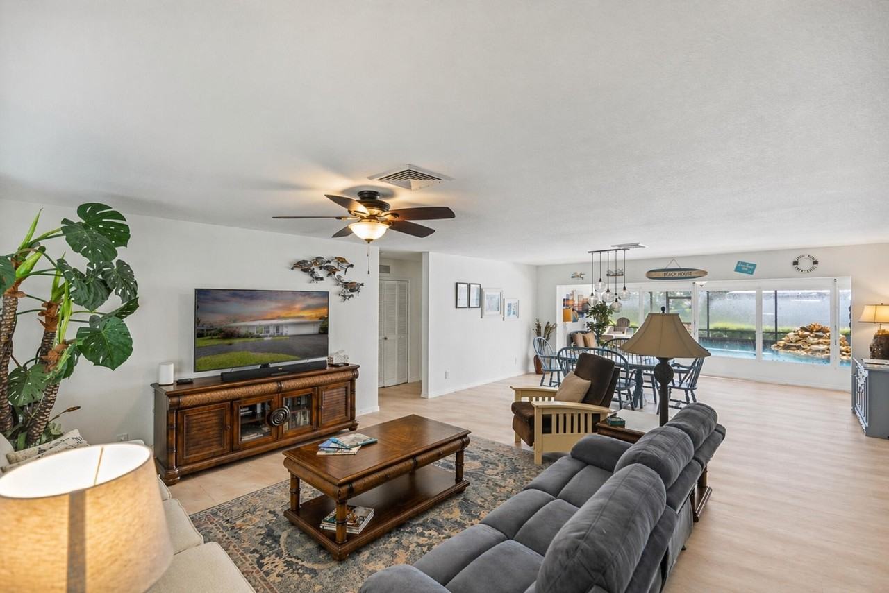 2066 5th Ct Se - Photo 3 of 50