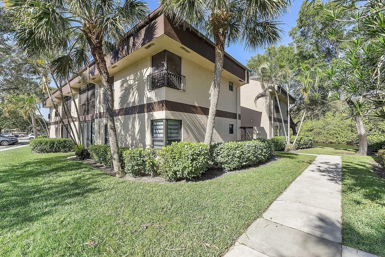 2678 Carambola Cir N #1762 - Photo 2 of 15