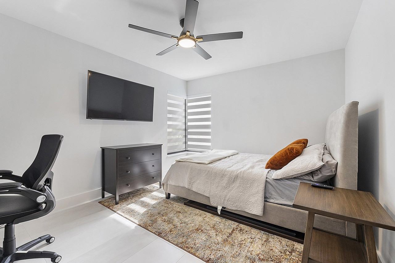 2678 Carambola Cir N #1762 - Photo 6 of 15