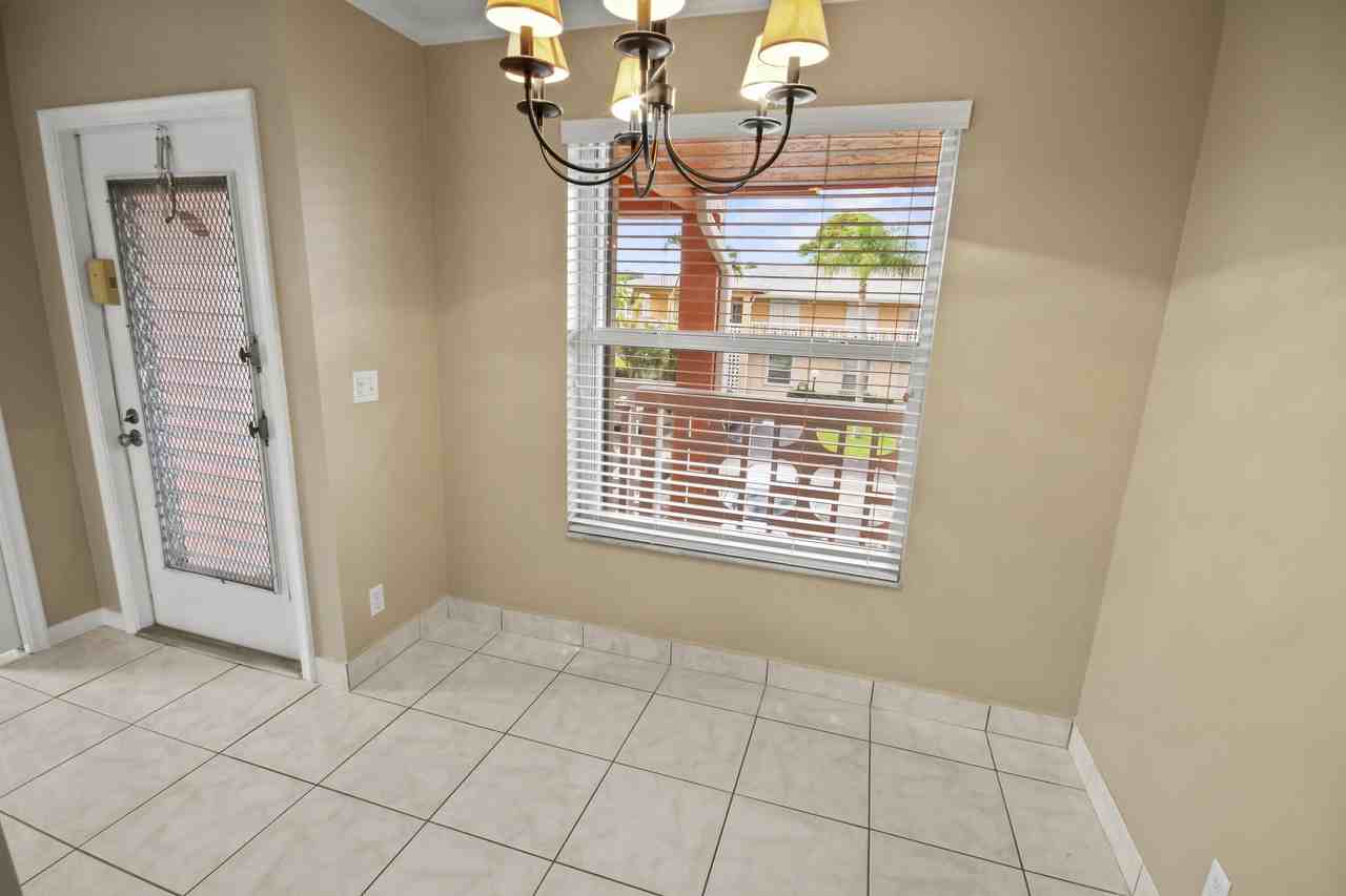 1421 Nw 20th Ave #204 - Photo 6 of 22