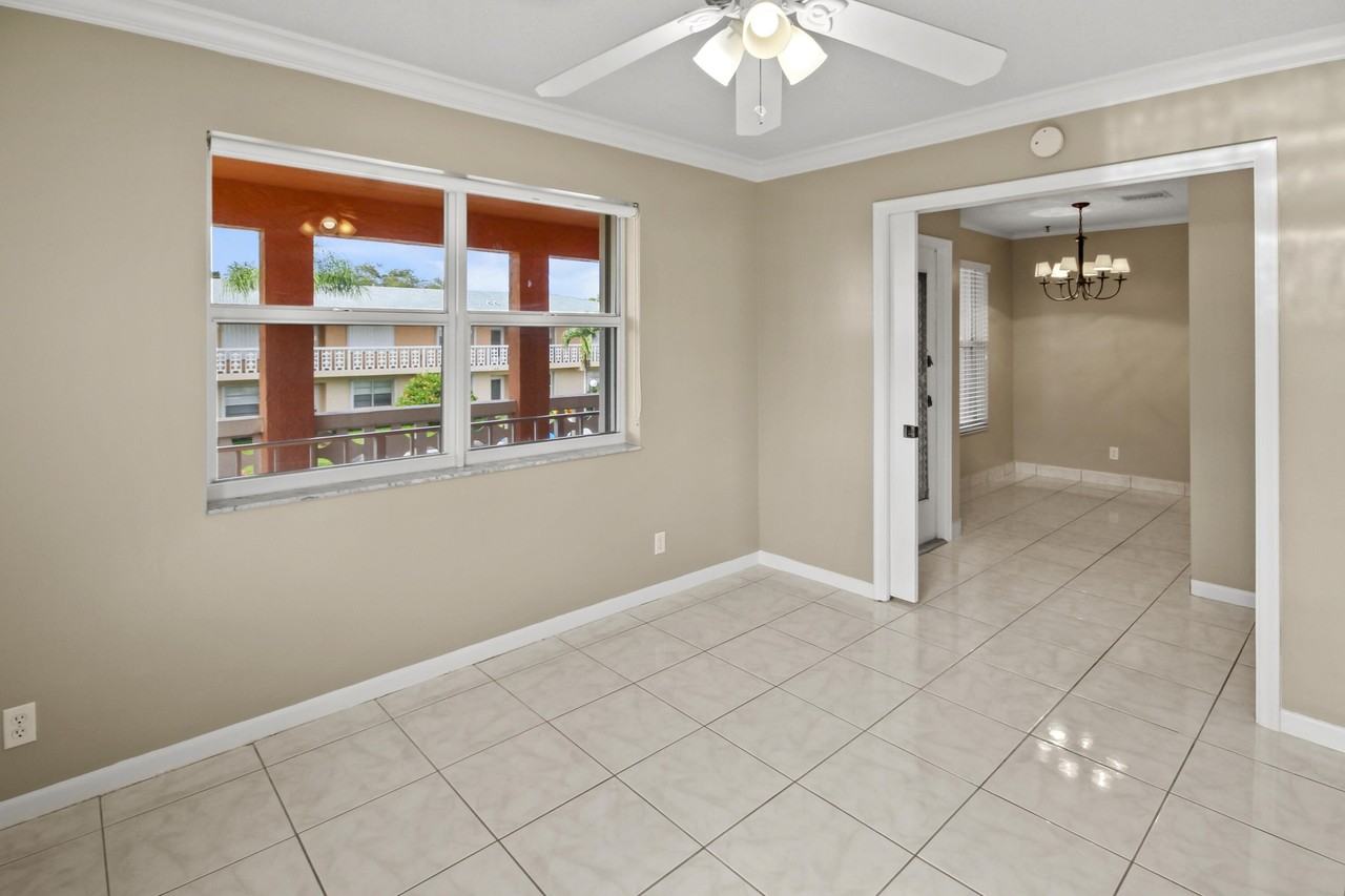 1421 Nw 20th Ave #204 - Photo 7 of 22