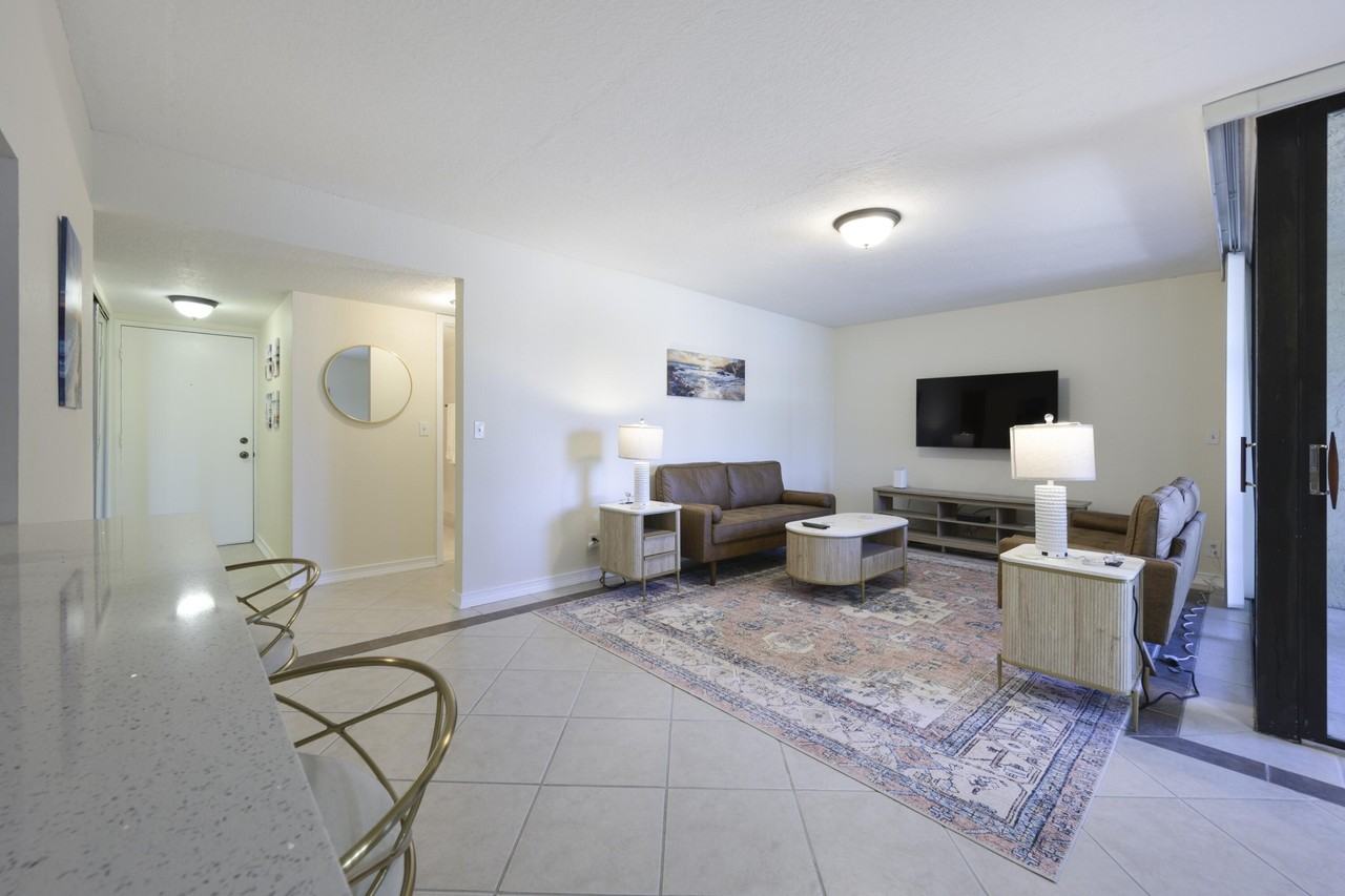 825 Egret Cir #209 - Photo 3 of 20