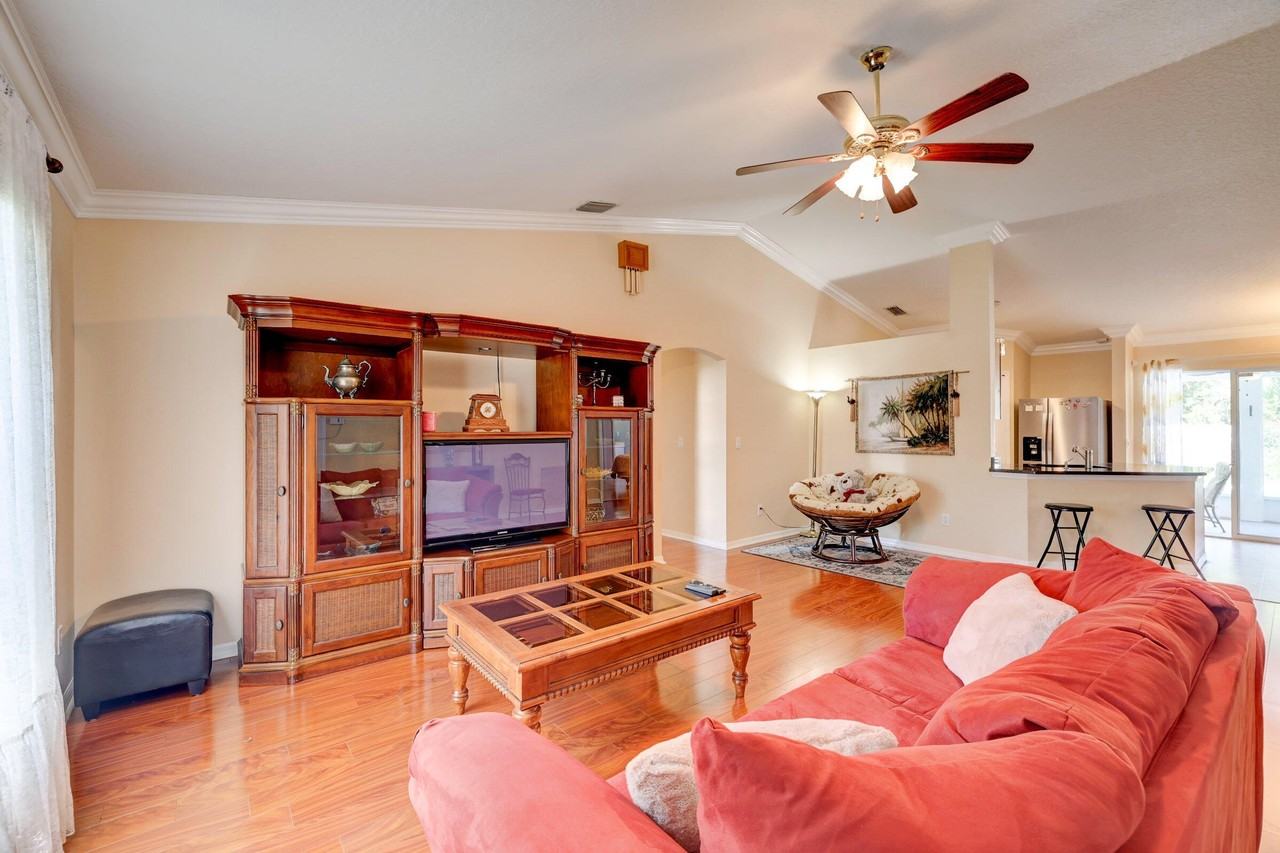 1838 Se Genaro Ter - Photo 4 of 45