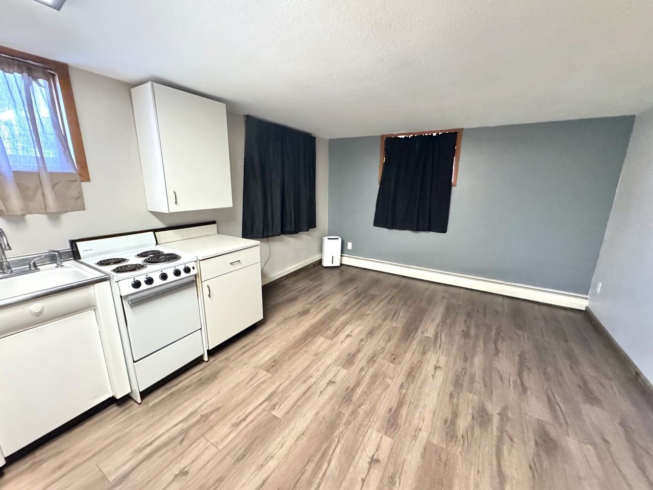 2506 8th St N #4 - Photo 2 of 5