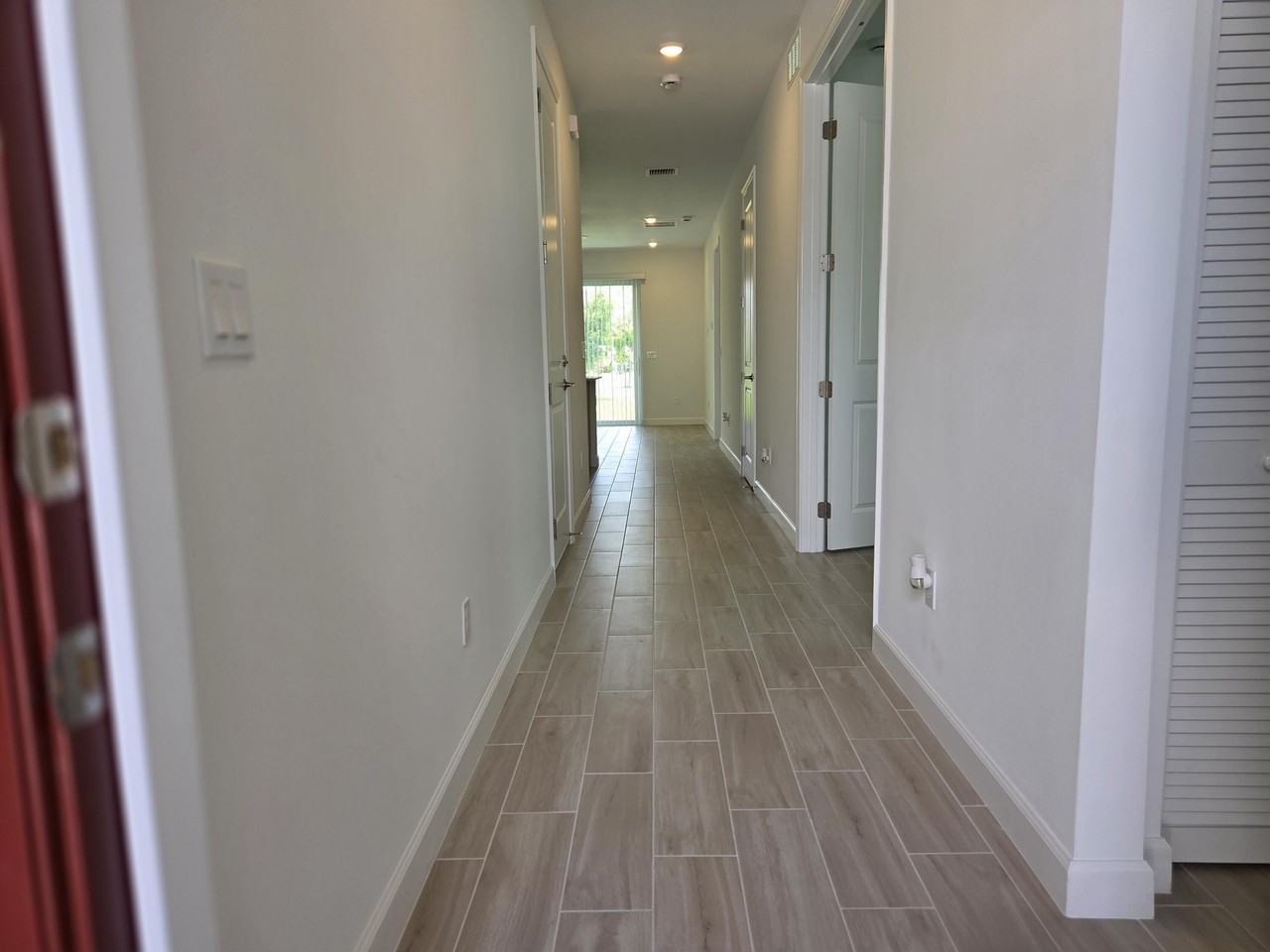 5690 Divine Dr - Photo 3 of 19