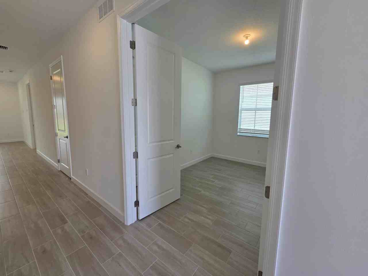 5690 Divine Dr - Photo 4 of 19