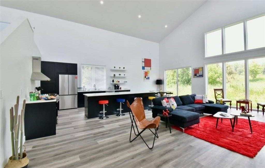 1021 Gardner St - Photo 3 of 8