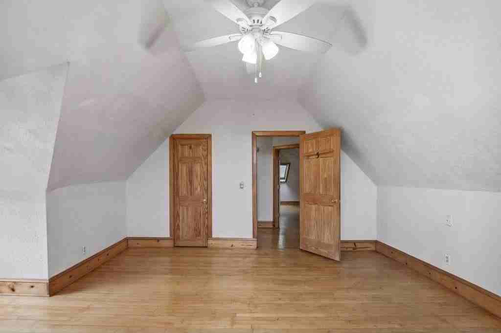 2515 Lyndale Ave S #3 - Photo 6 of 17