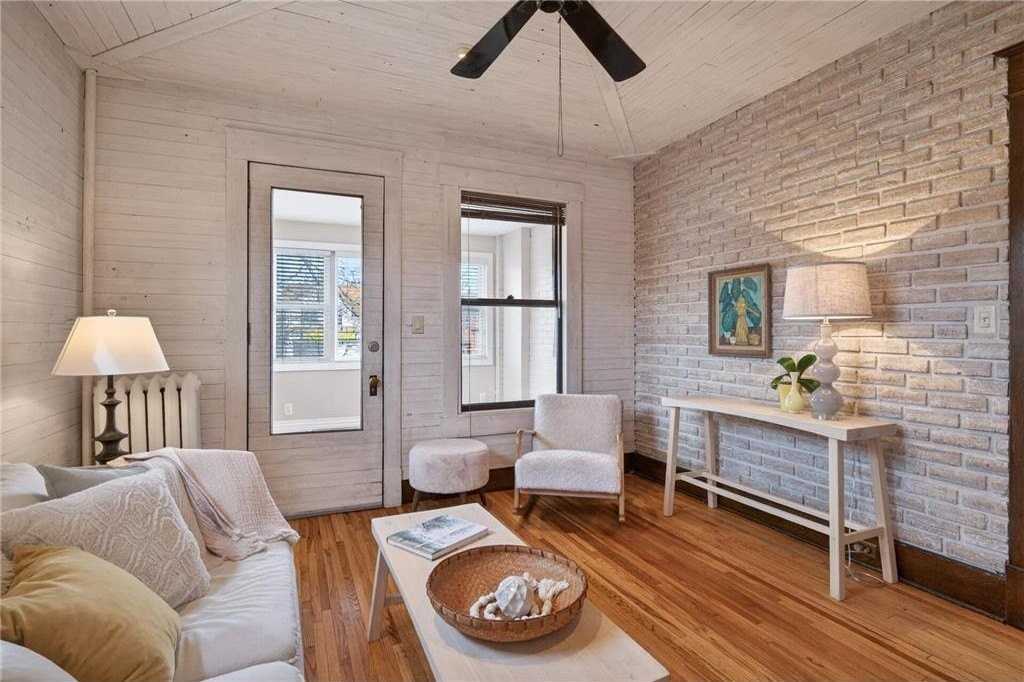 722 Grand Ave #B - Photo 2 of 48